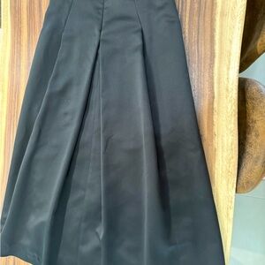 Elegant Black Women's Skirt
